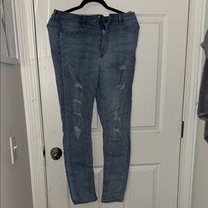 Divided Women's Light Blue Ripped Skinny Jeans